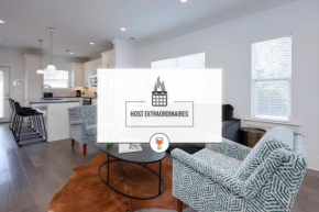 Ten Minutes to Broadway Luxurious Gated Townhome